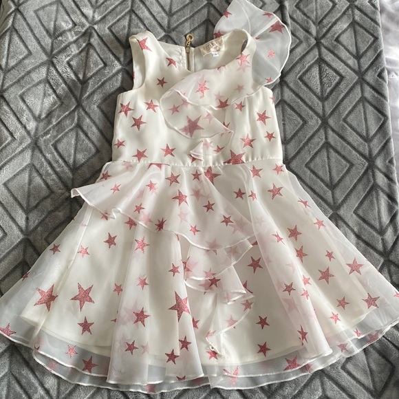 White and Pink Star Dress - Picture 1 of 6